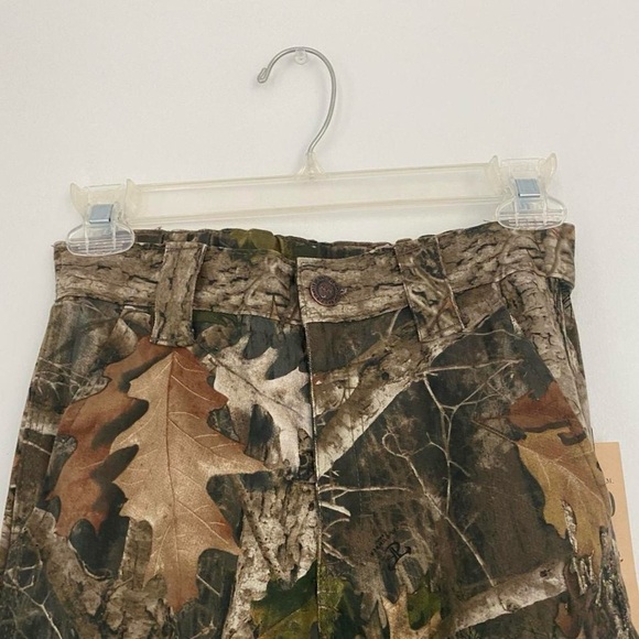 NWT camo cargo pants - Picture 2 of 4